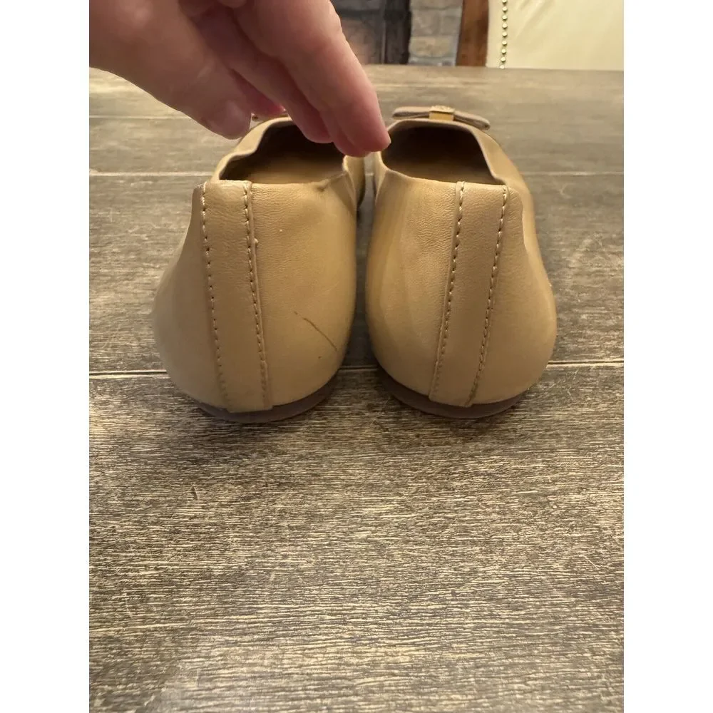 TORY BURCH BEIGE LEATHER HUGO‎ BOW POINT TOE GOLD REVA BALLET FLATS Size 8.5
